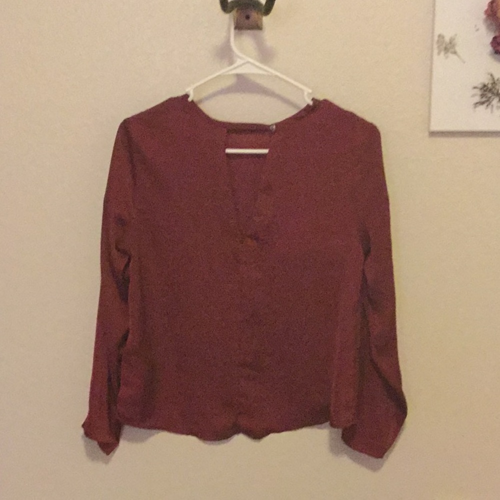 Tops - Picture 2 of 3